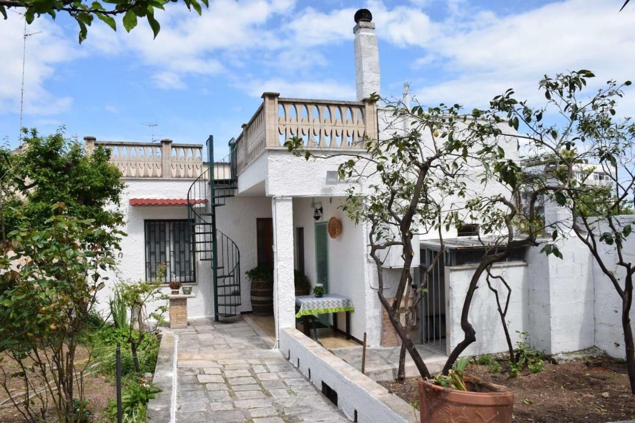 Вилла Tonia'S Mansion Бари Экстерьер фото